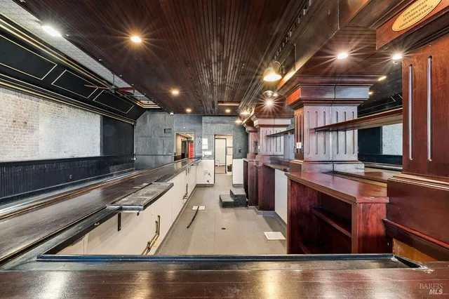 $850,000 | 6957 Sebastopol Avenue, Sebastopol, CA 95472