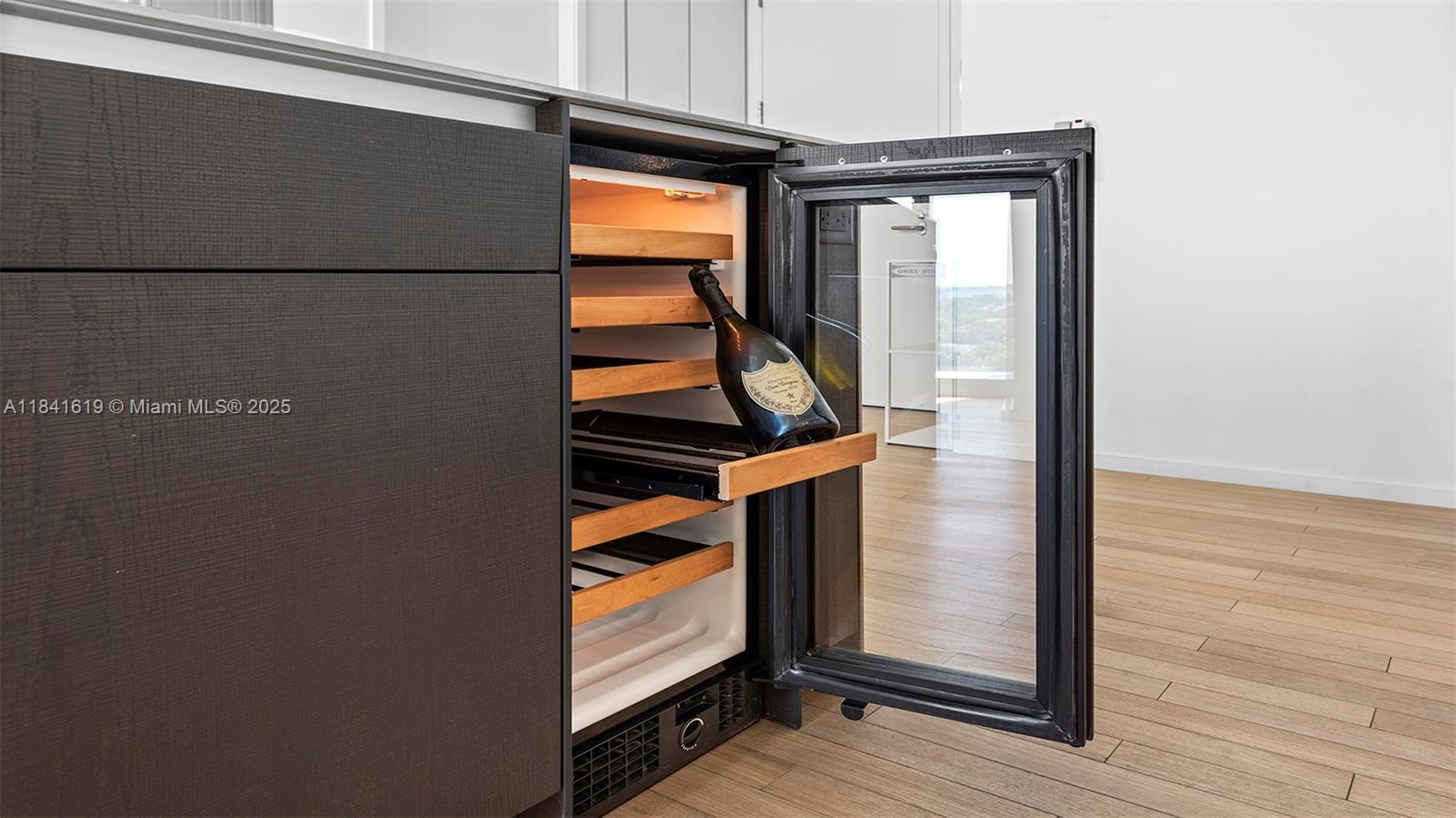 2901 Collins Avenue, Unit 1403 Miami Beach, FL 33140 - Photo 11 of 23