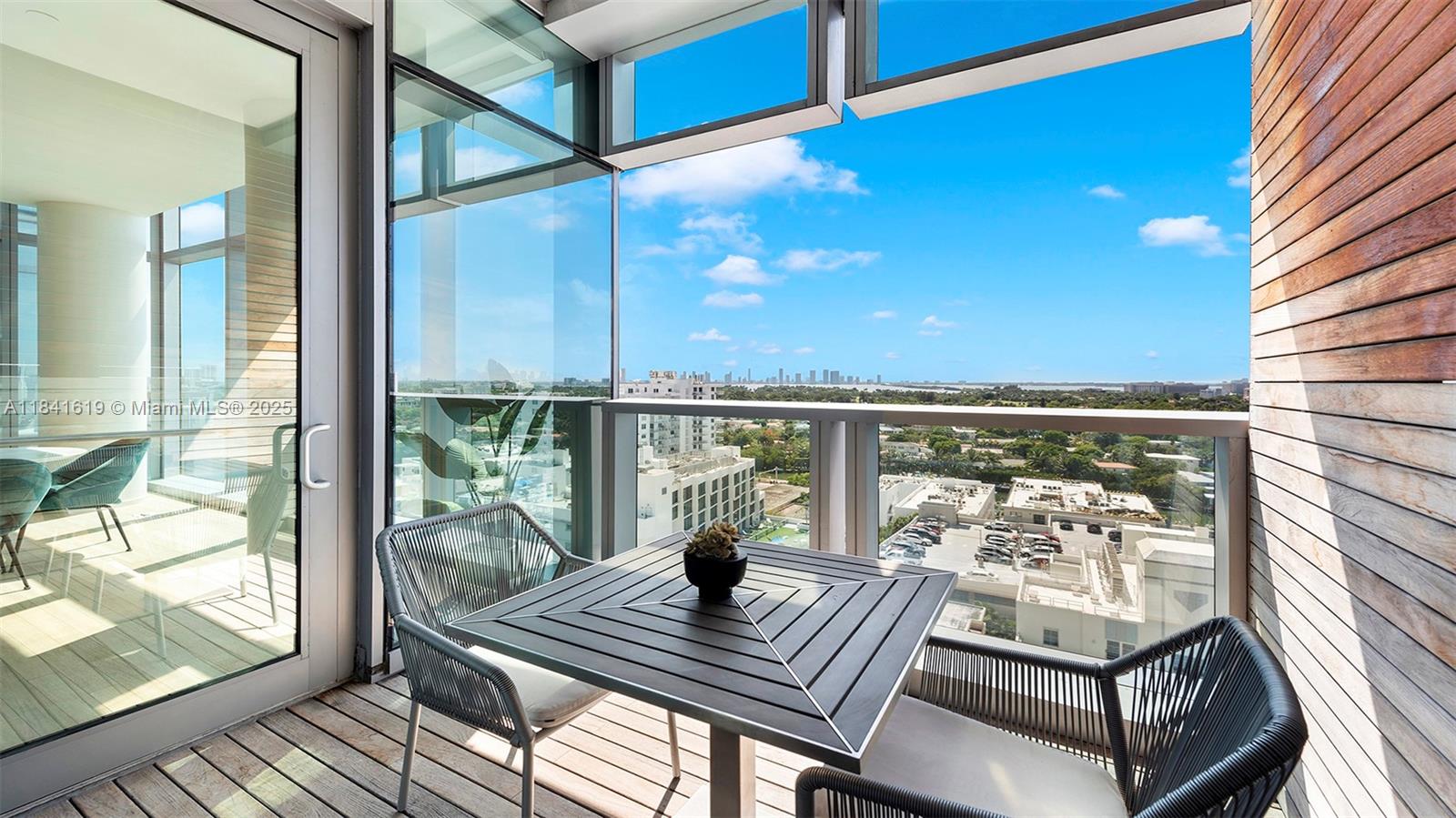 2901 Collins Avenue, Unit 1403 Miami Beach, FL 33140 - Photo 22 of 23