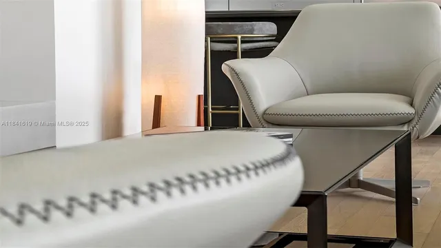 $25,000 | 2901 Collins Avenue, Unit 1403, Miami Beach, FL 33140