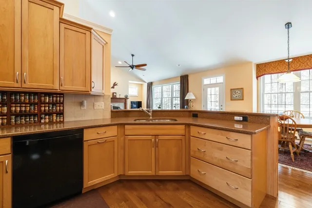 $839,000 | 3 Deer Haven Drive, Williamsburg, MA 01039