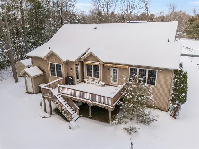 $839,000 | 3 Deer Haven Drive, Williamsburg, MA 01039