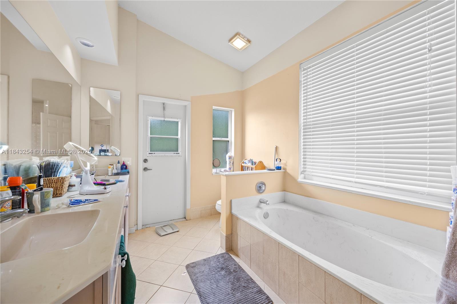 18651 Cassandra Pointe Lane Boca Raton, FL 33496 - Photo 24 of 33 Gallery Image 24