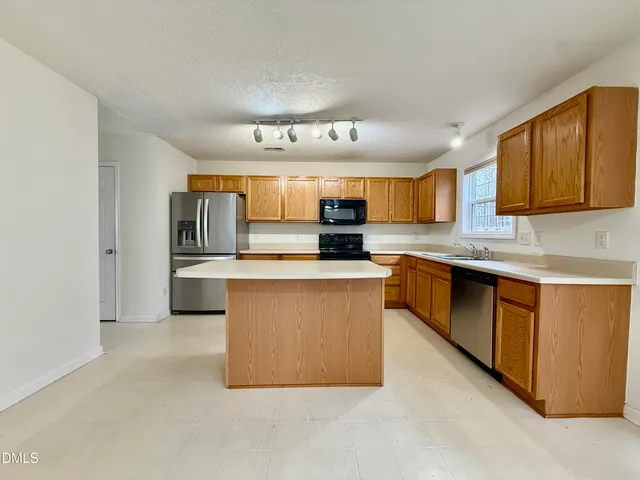 $1,800 | 806 Northwood Hills Avenue, Durham, NC 27704