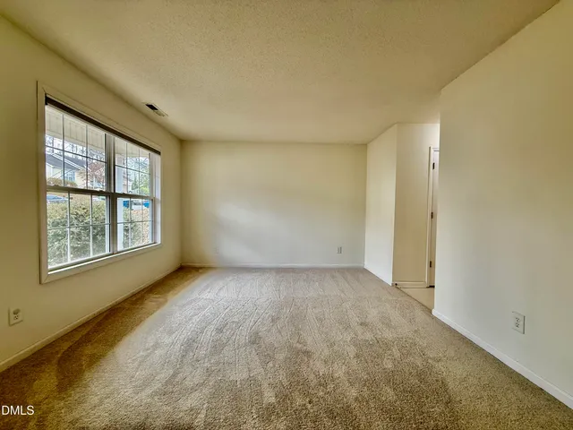 $1,800 | 806 Northwood Hills Avenue, Durham, NC 27704