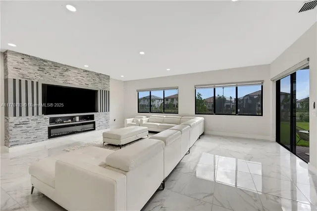 $4,500 | 4761 Sophia Dr Avenue, Unit 1, Immokalee, FL 34142