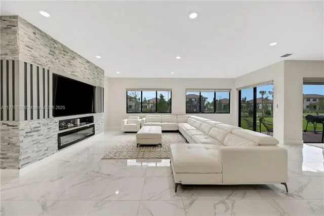 $4,500 | 4761 Sophia Dr Avenue, Unit 1, Immokalee, FL 34142