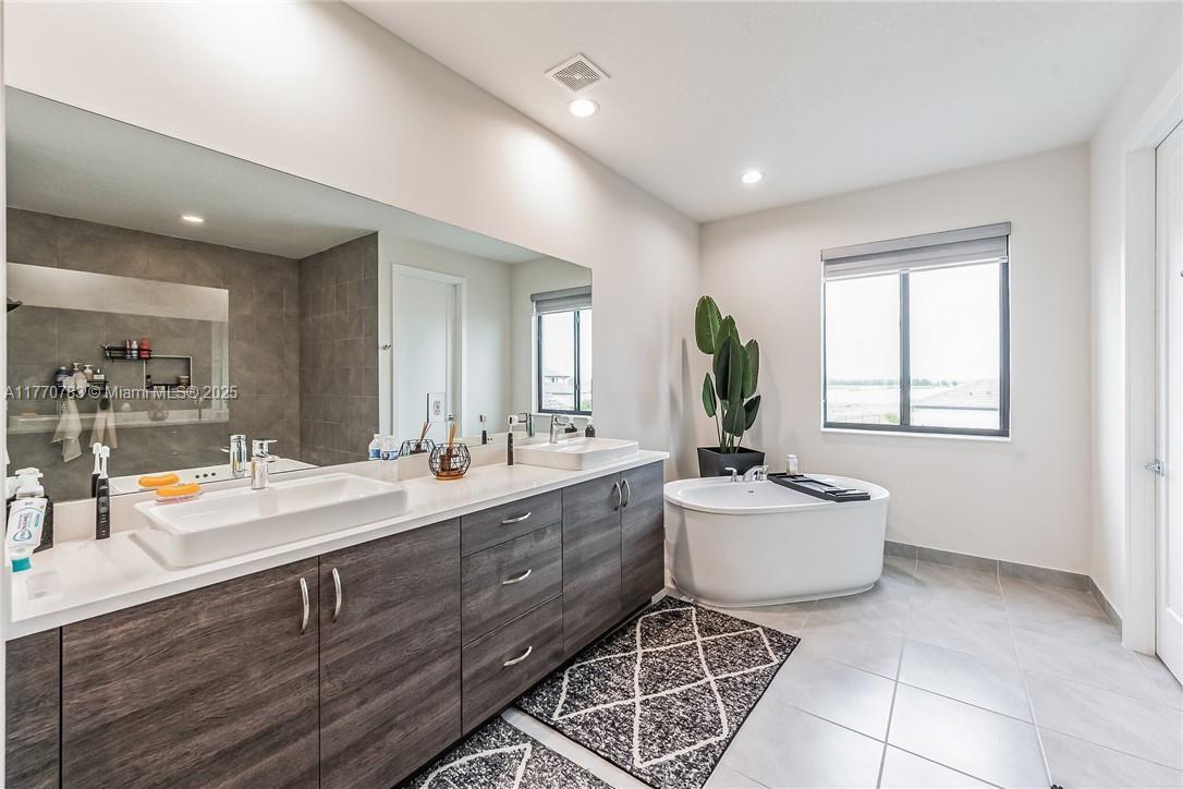 4761 Sophia Dr Avenue, Unit 1 Immokalee, FL 34142 - Photo 28 of 40