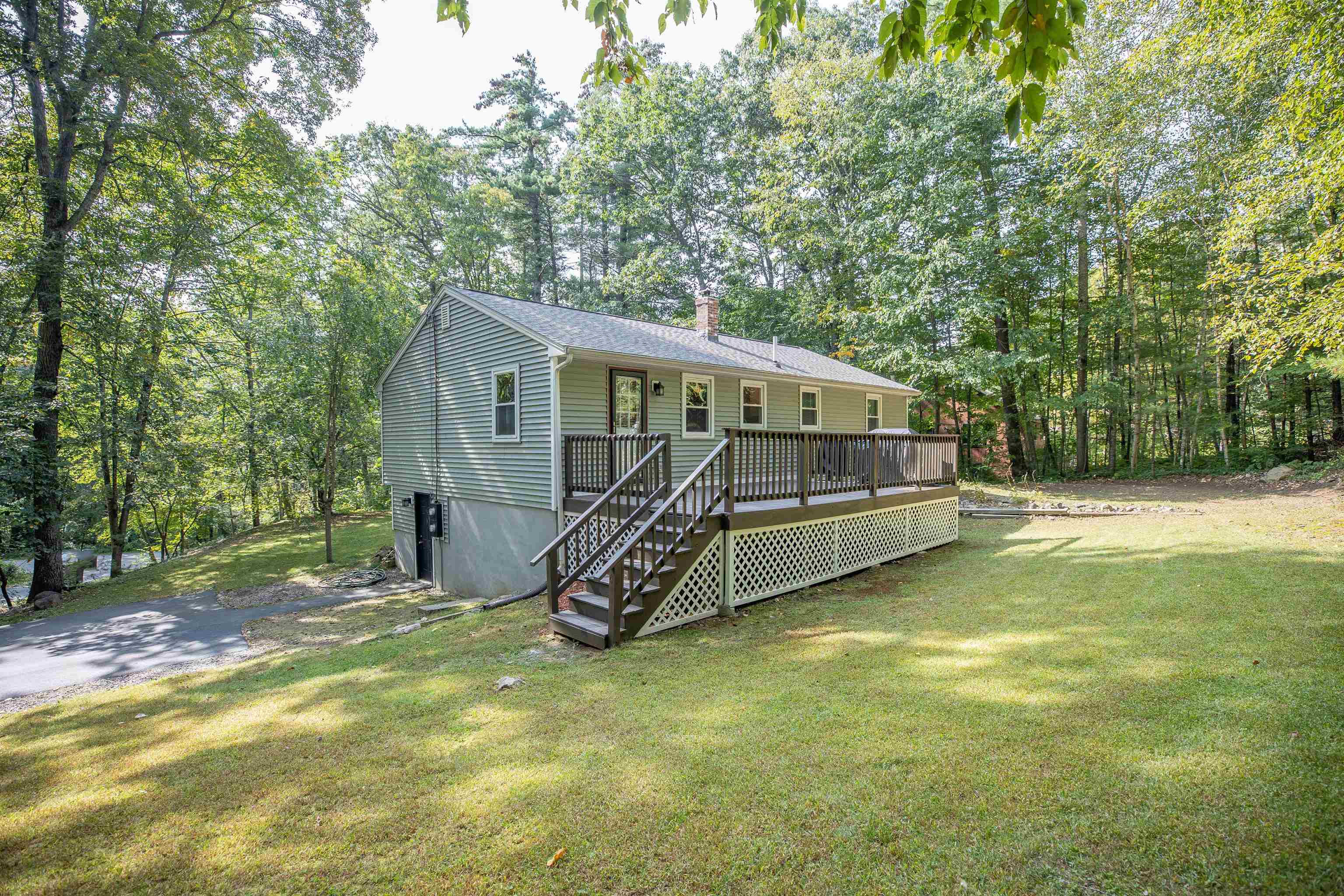 126 Walnut Hill Road Derry, NH 03038 - Photo 14 of 24