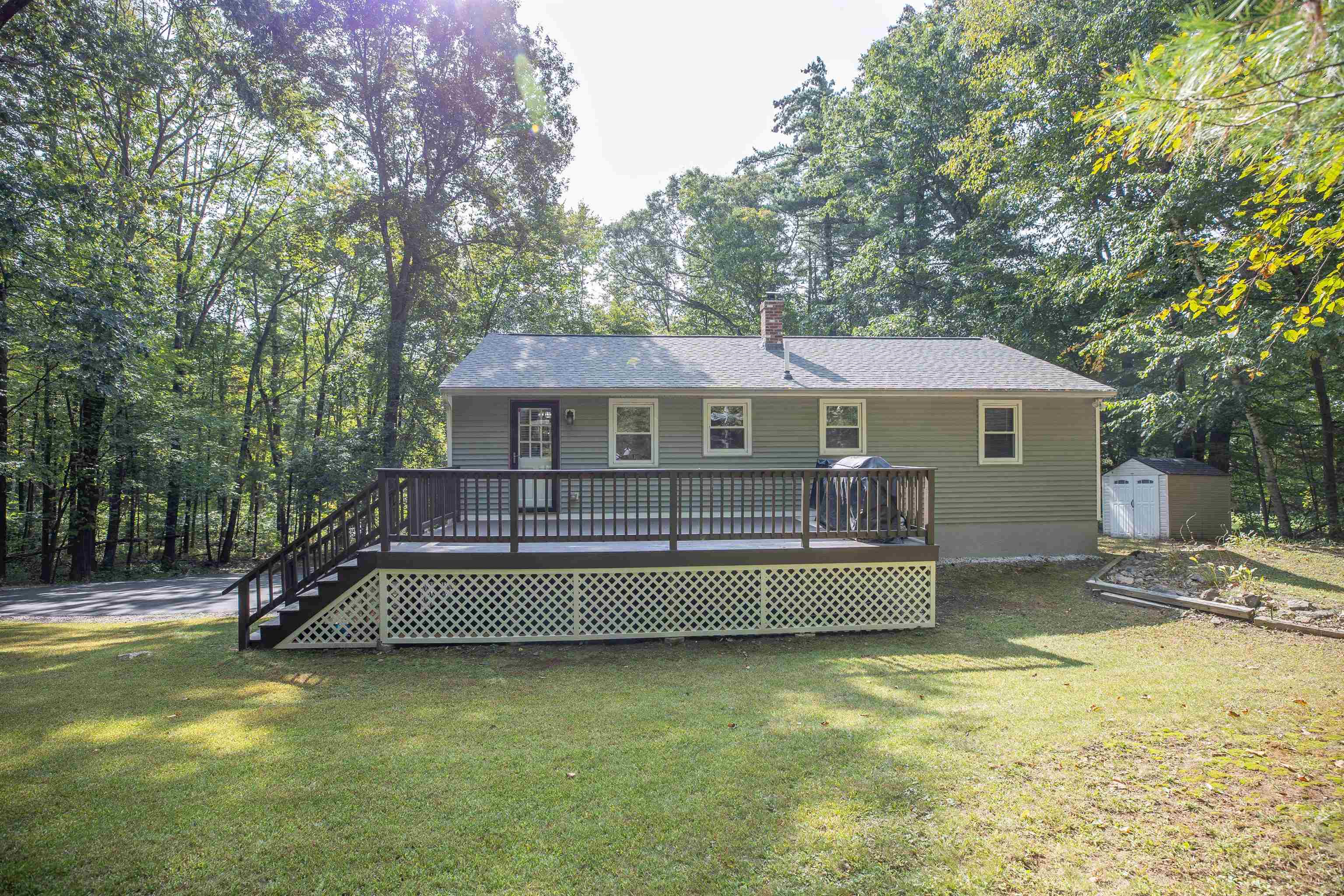 126 Walnut Hill Road Derry, NH 03038 - Photo 15 of 24