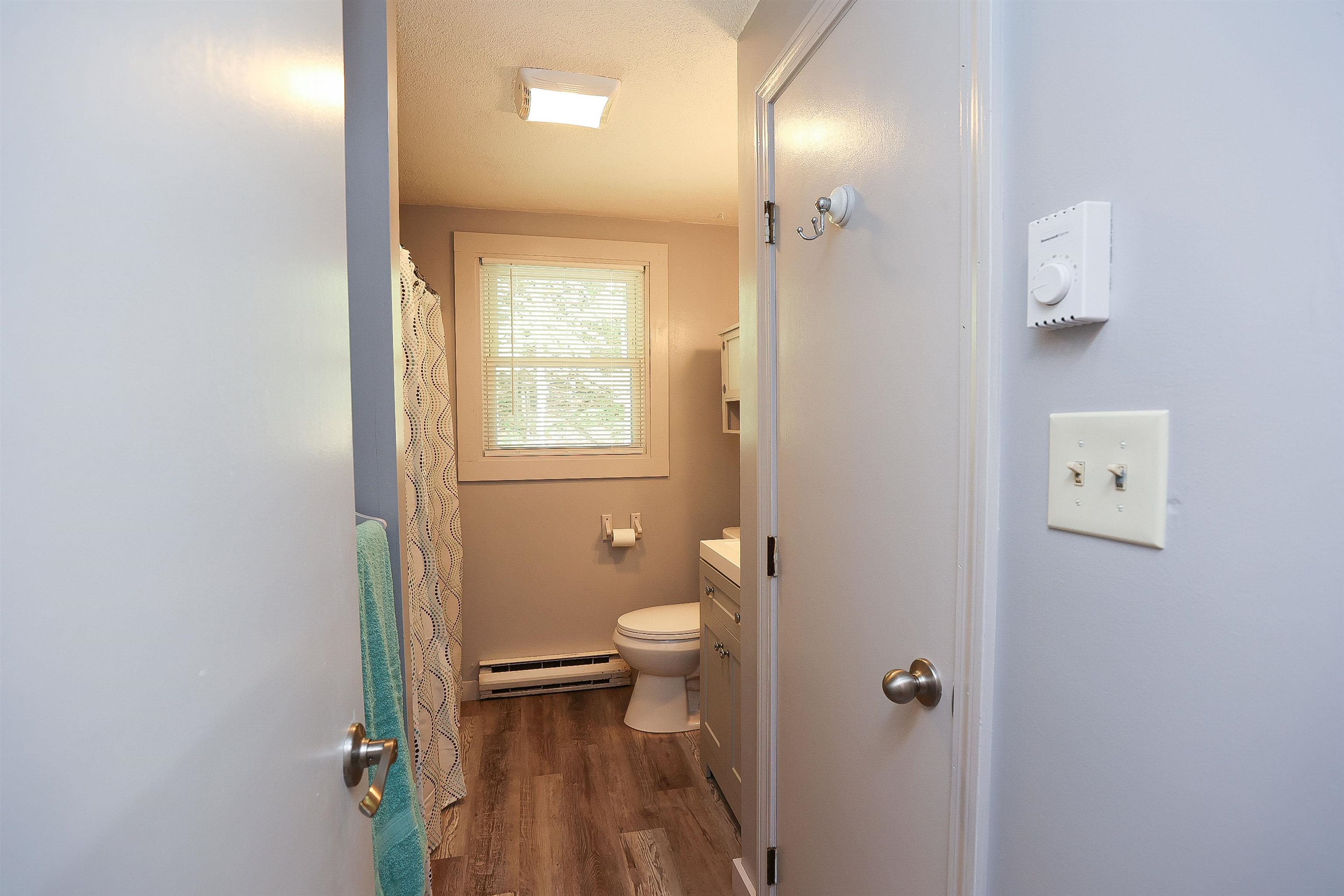 126 Walnut Hill Road Derry, NH 03038 - Photo 5 of 24