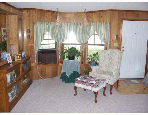 54867 Currant Road Mishawaka, IN 46545 - Photo 3 of 8 Gallery Image 3