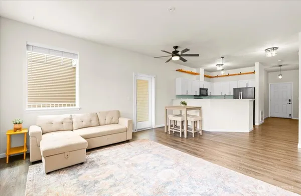 $525,000 | 17426 Bothell Way Northeast, Unit A302, Bothell, WA 98011