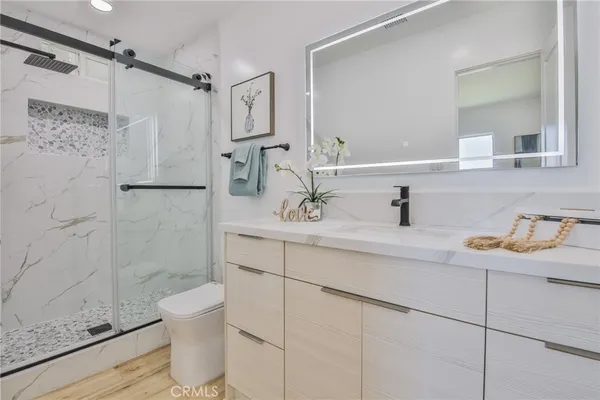 $9,950 | 204 VÃa Colusa, Redondo Beach, CA 90277