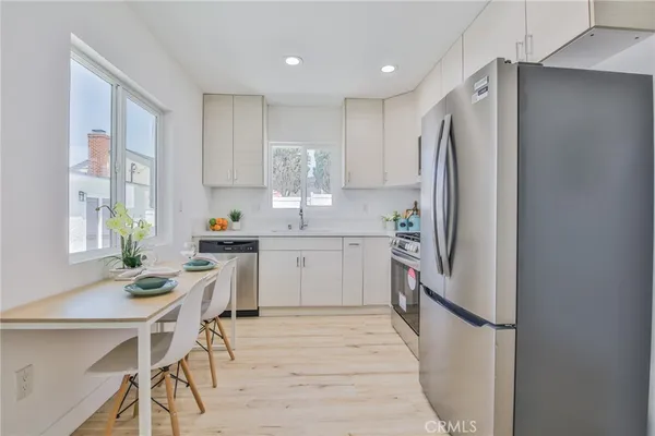 $9,950 | 204 VÃa Colusa, Redondo Beach, CA 90277