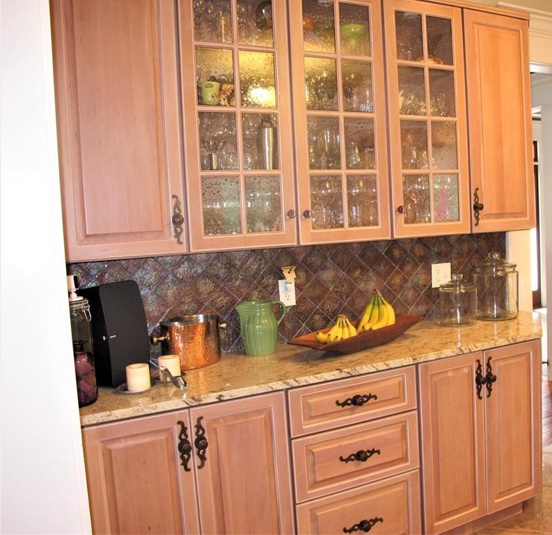 38 Aylesbury Road Worcester, MA 01609 - Photo 11 of 42 Gallery Image 11