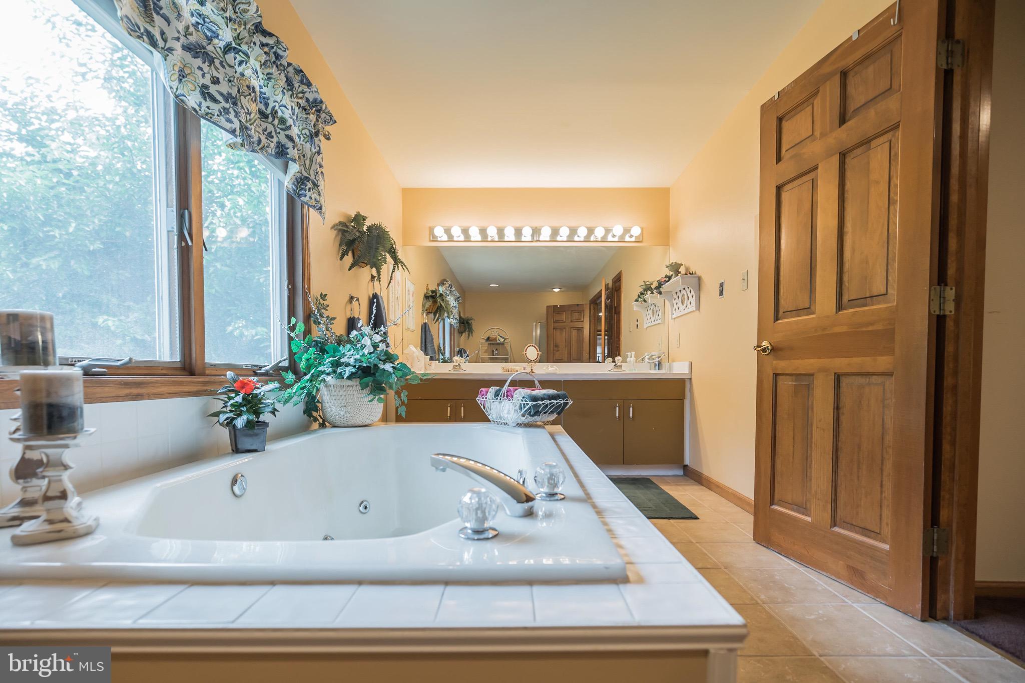 204 Thies Road Sewell, NJ 08080 - Photo 10 of 30 Gallery Image 10