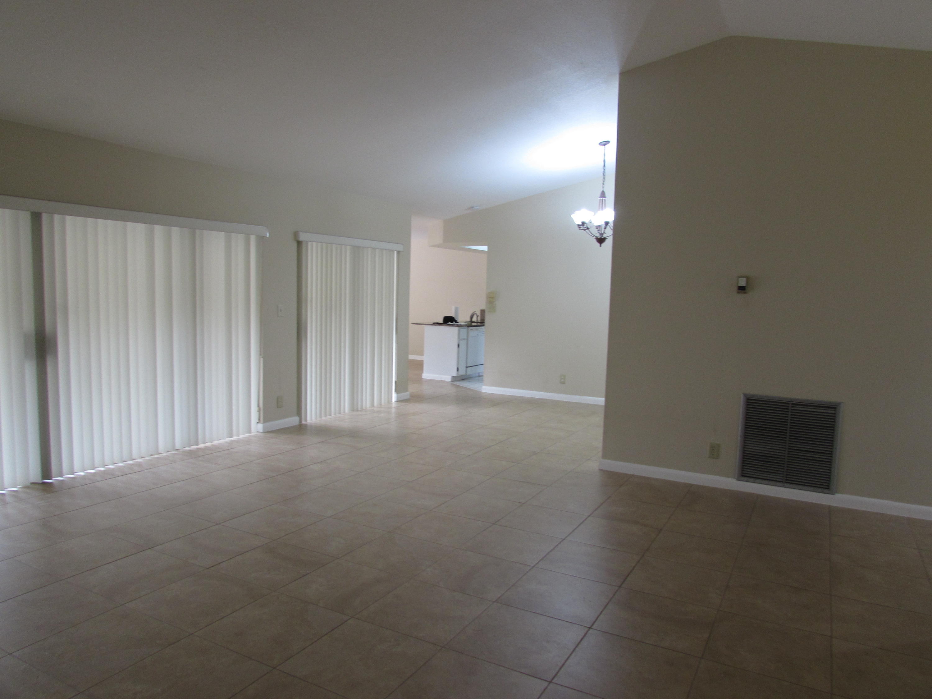 6856 Bianchini Circle Boca Raton, FL 33433 - Photo 7 of 58 IMG_0045