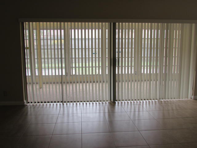 6856 Bianchini Circle Boca Raton, FL 33433 - Photo 8 of 58 20151210191337179813000000-o