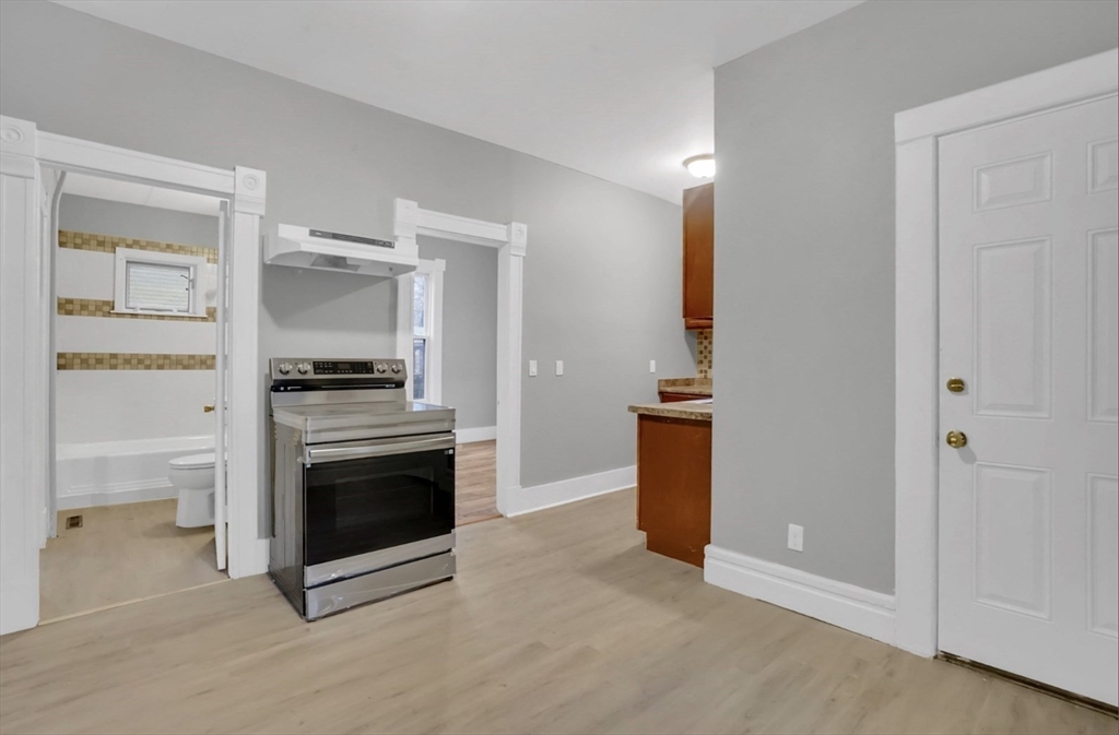 16 Amherst Street, Unit 1 Springfield, MA 01109 - Photo 4 of 5