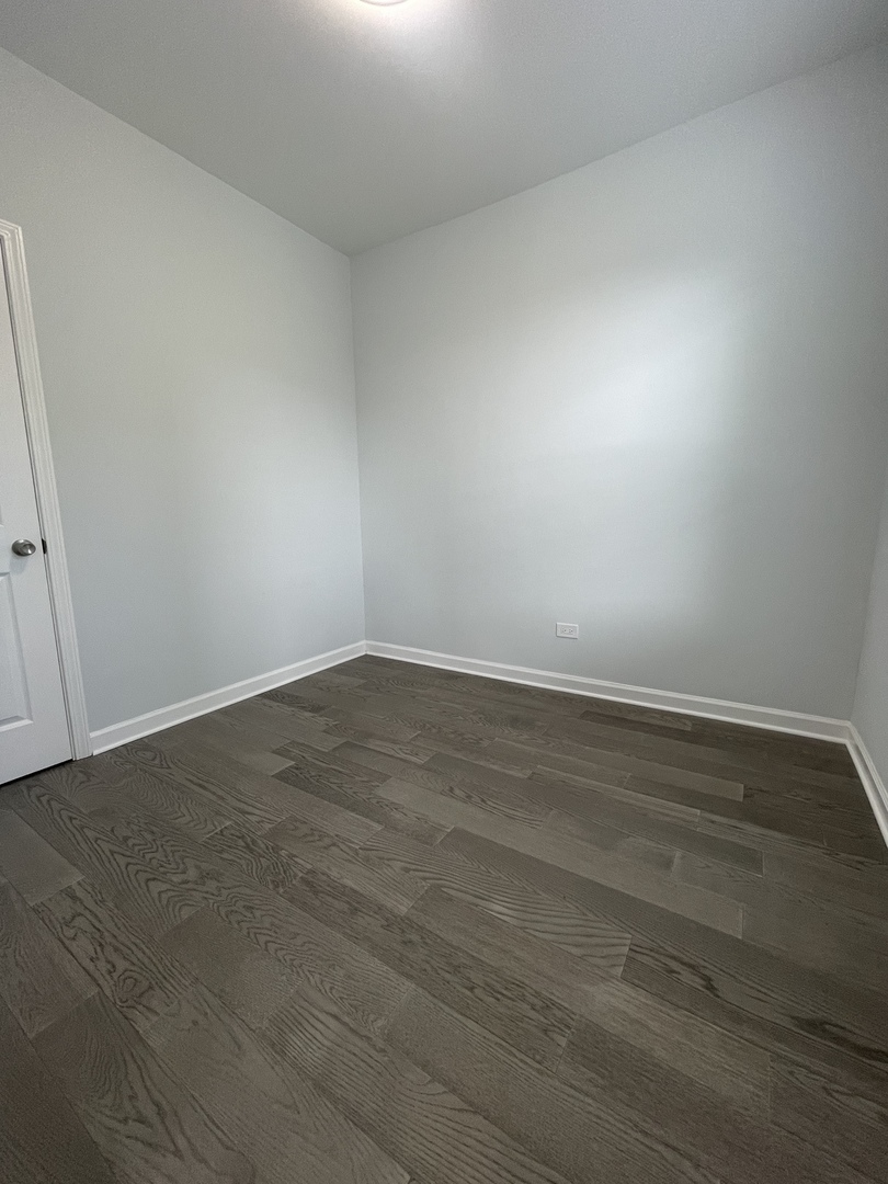 2416 North Springfield Avenue, Unit 2 Chicago, IL 60647 - Photo 7 of 9 a view of an empty room