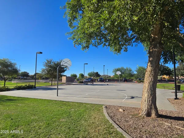 $512,000 | 2358 East Runaway Bay Place, Gilbert, AZ 85298