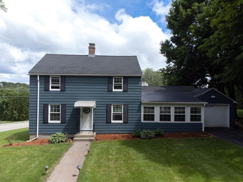 7 Summerhill Road Auburn, MA 01501 - Photo 1 of 32 Gallery Image 1
