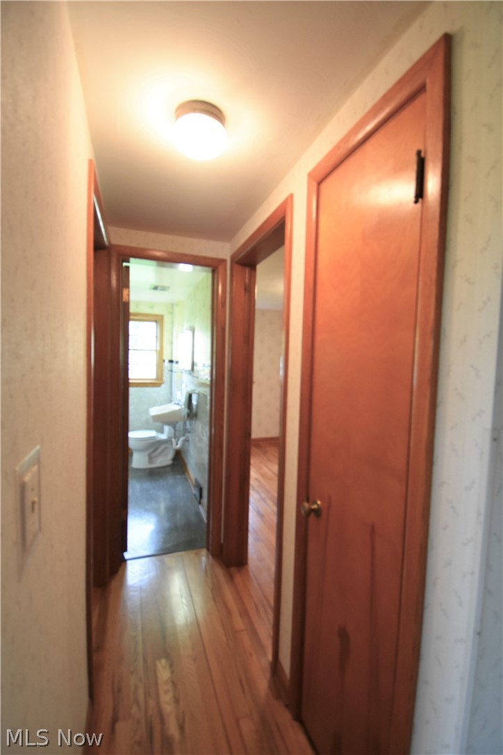 961 Wall Road Wadsworth, OH 44281 - Photo 4 of 7