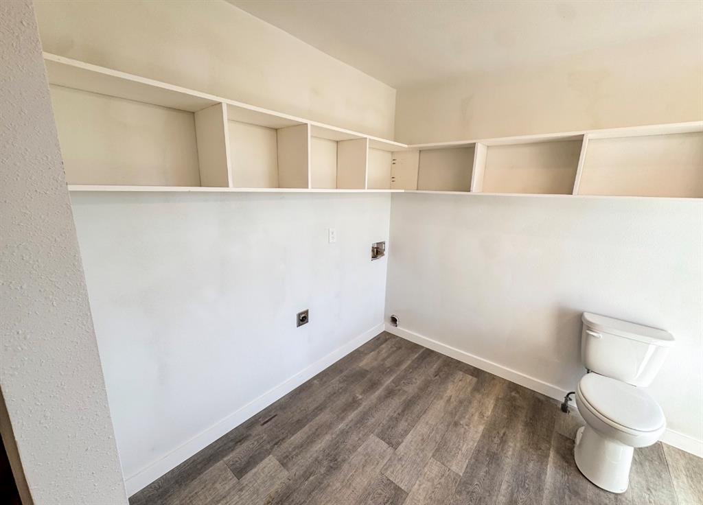 119 Autumn Drive Early, TX 76802 - Photo 17 of 29 a bathroom with a toilet
