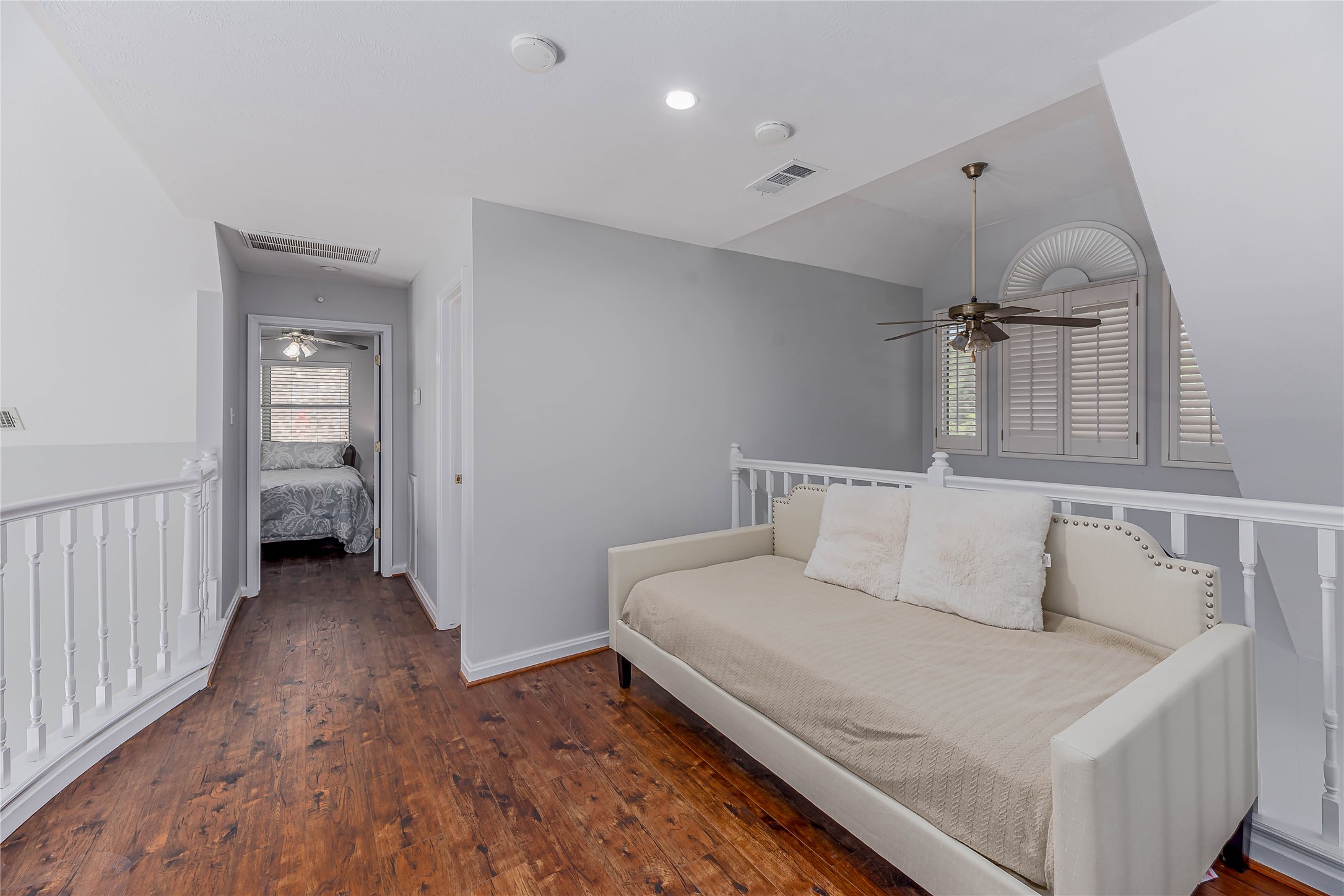 331 Memphis Belle Trinity, TX 75862 - Photo 19 of 50 a bedroom with a bed and a large mirror