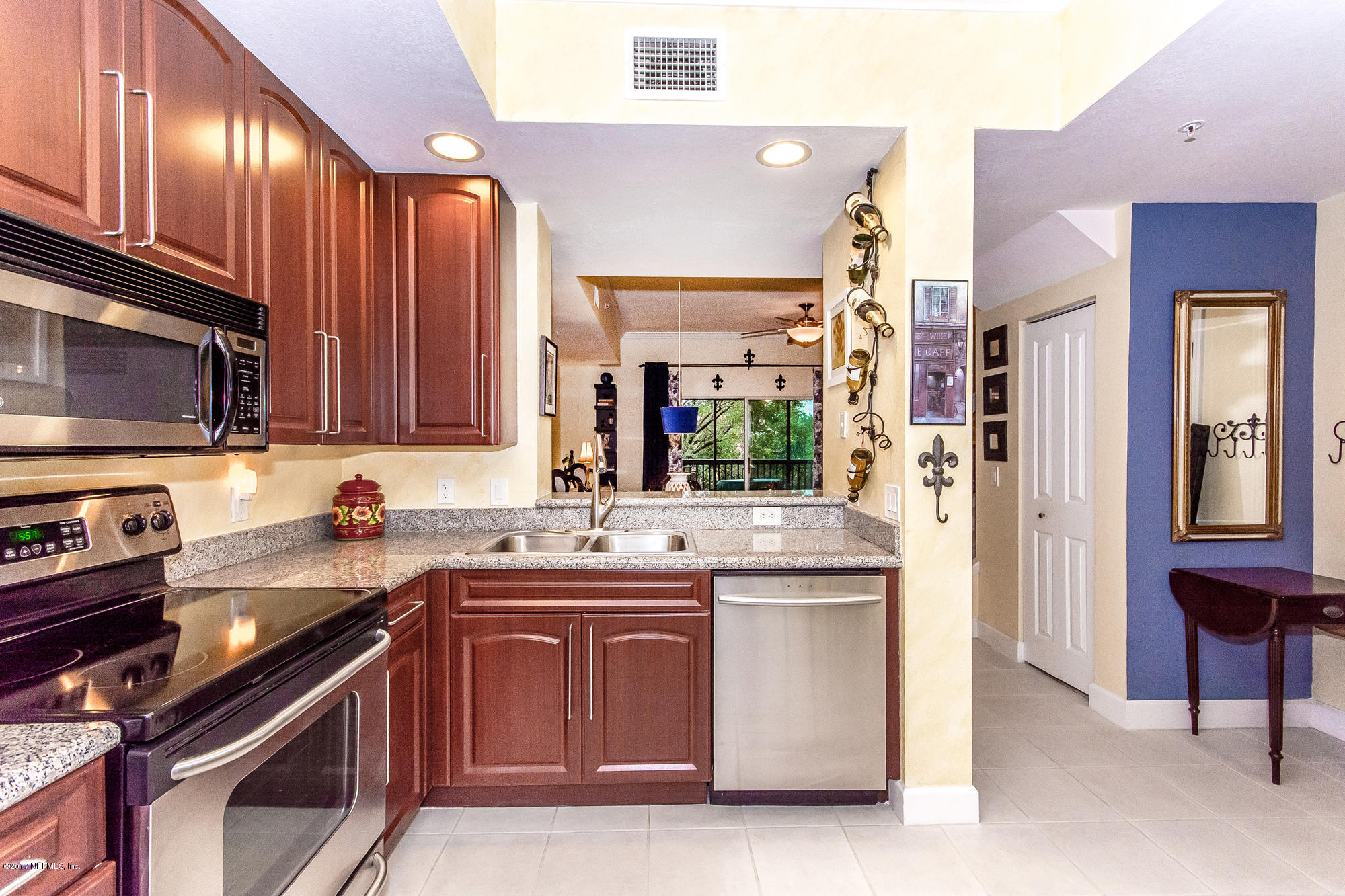 9745 Touchton Road, Unit 2022 Jacksonville, FL 32246 - Photo 11 of 55 DSC_5791edt
