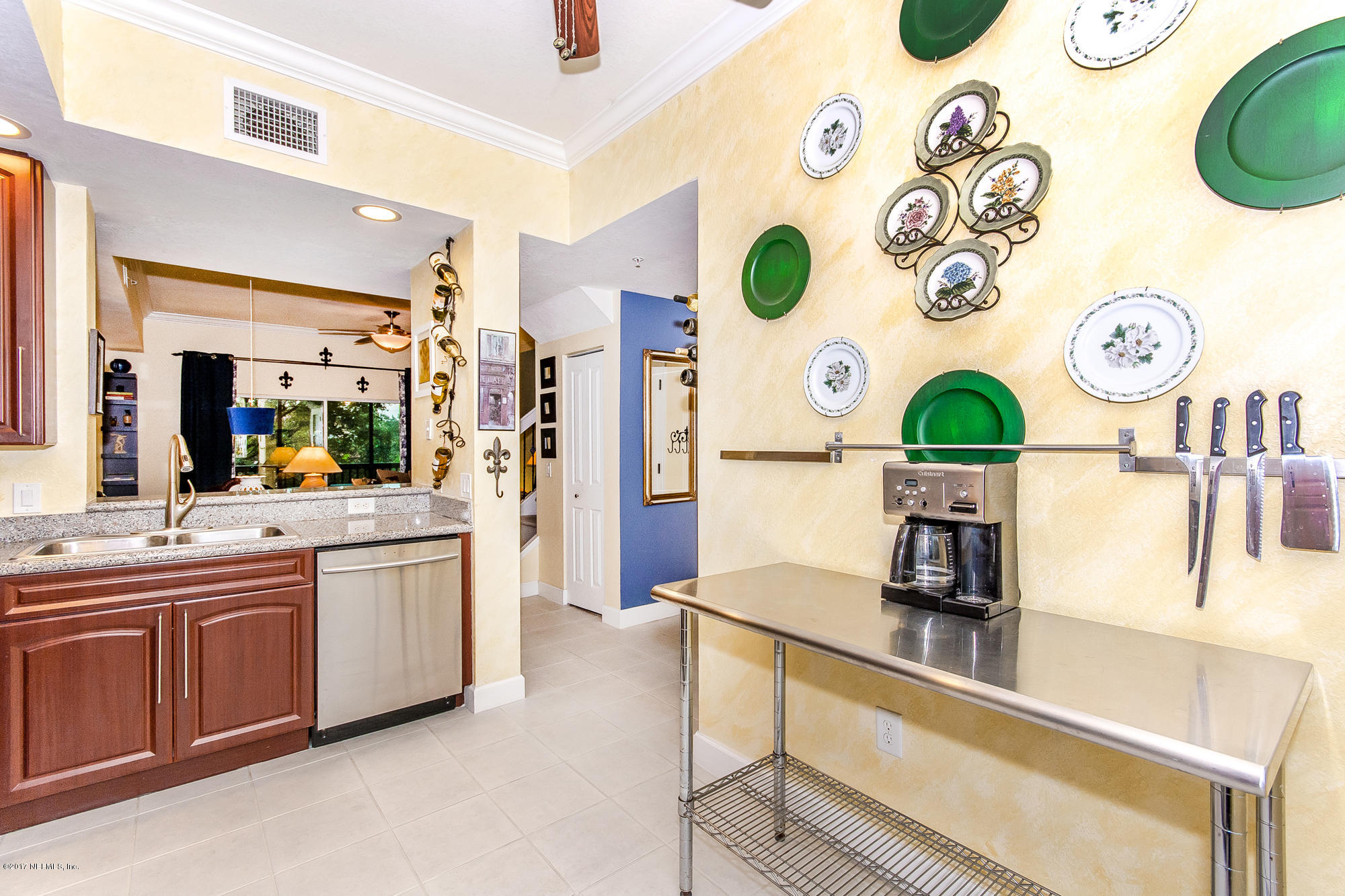 9745 Touchton Road, Unit 2022 Jacksonville, FL 32246 - Photo 13 of 55 DSC_5730edt