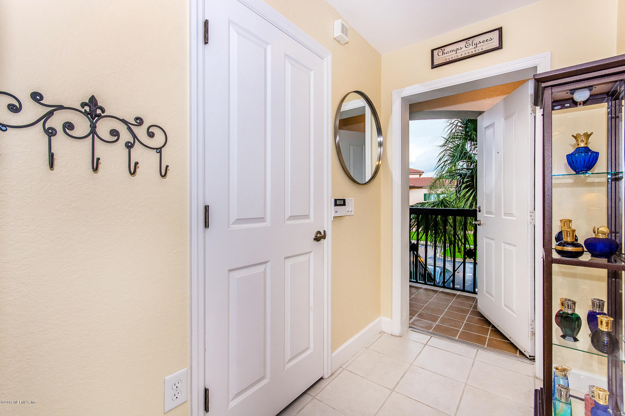 9745 Touchton Road, Unit 2022 Jacksonville, FL 32246 - Photo 6 of 55 DSC_5713edt