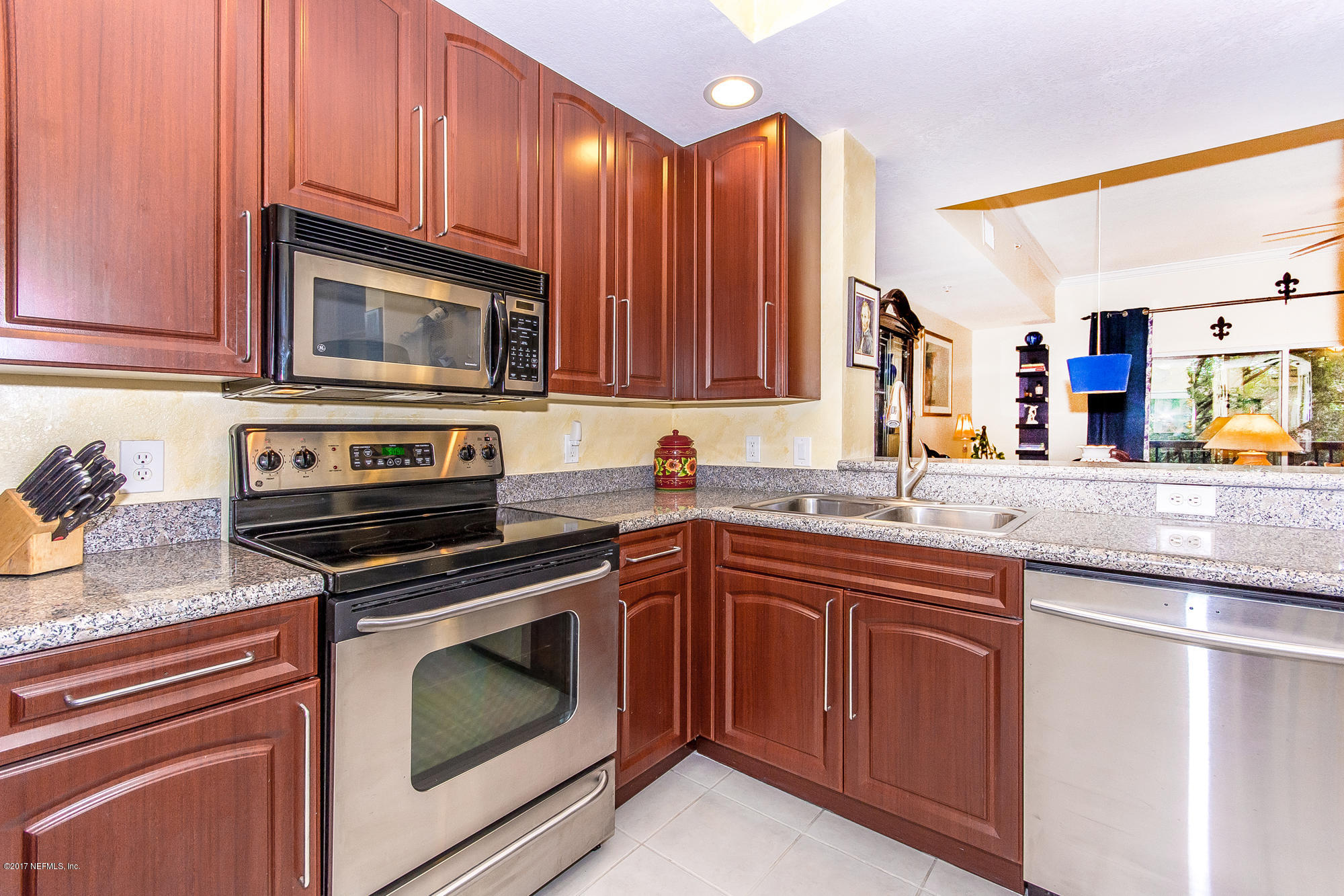9745 Touchton Road, Unit 2022 Jacksonville, FL 32246 - Photo 9 of 55 DSC_5727edt