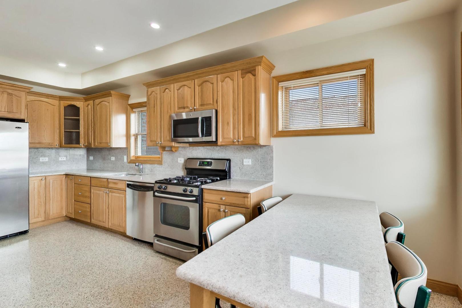 3028 South Normal Avenue, Unit 2 Chicago, IL 60616 - Photo 7 of 21