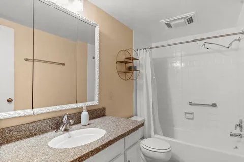 $275,000 | 6407 Bridge, Unit 103, Madison, WI 53713