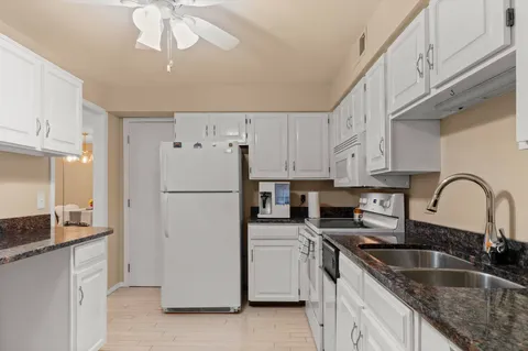 $275,000 | 6407 Bridge, Unit 103, Madison, WI 53713