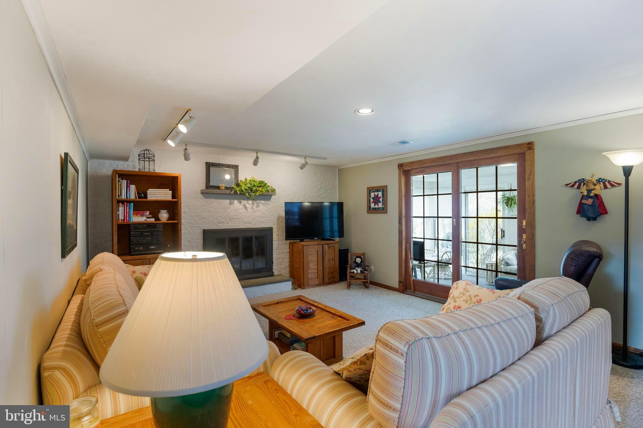 9714 Wynmill Road Philadelphia, PA 19115 - Photo 15 of 29