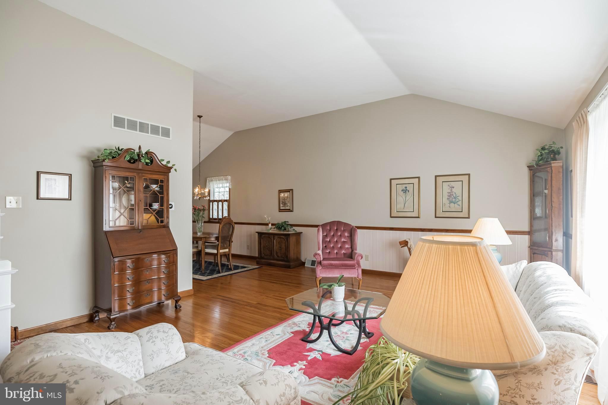 9714 Wynmill Road Philadelphia, PA 19115 - Photo 5 of 29