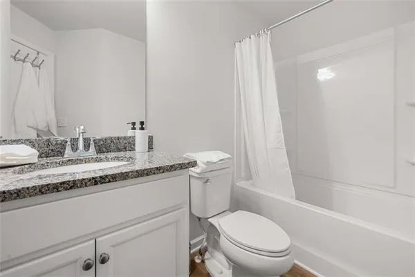 $3,200 | 925 Lakehaven Lane, Loganville, GA 30052