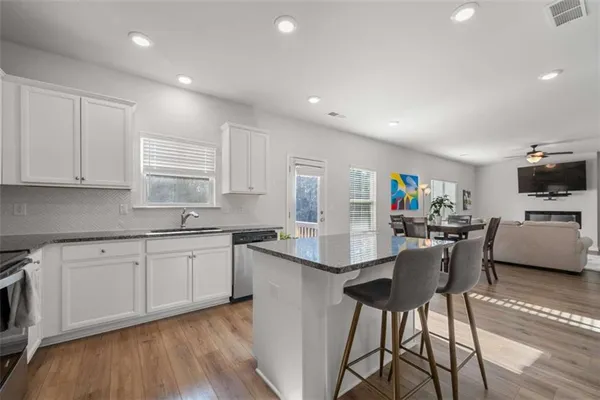 $3,200 | 925 Lakehaven Lane, Loganville, GA 30052