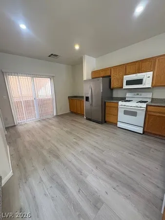 $1,795 | 6389 Walden Pond Court, Las Vegas, NV 89148