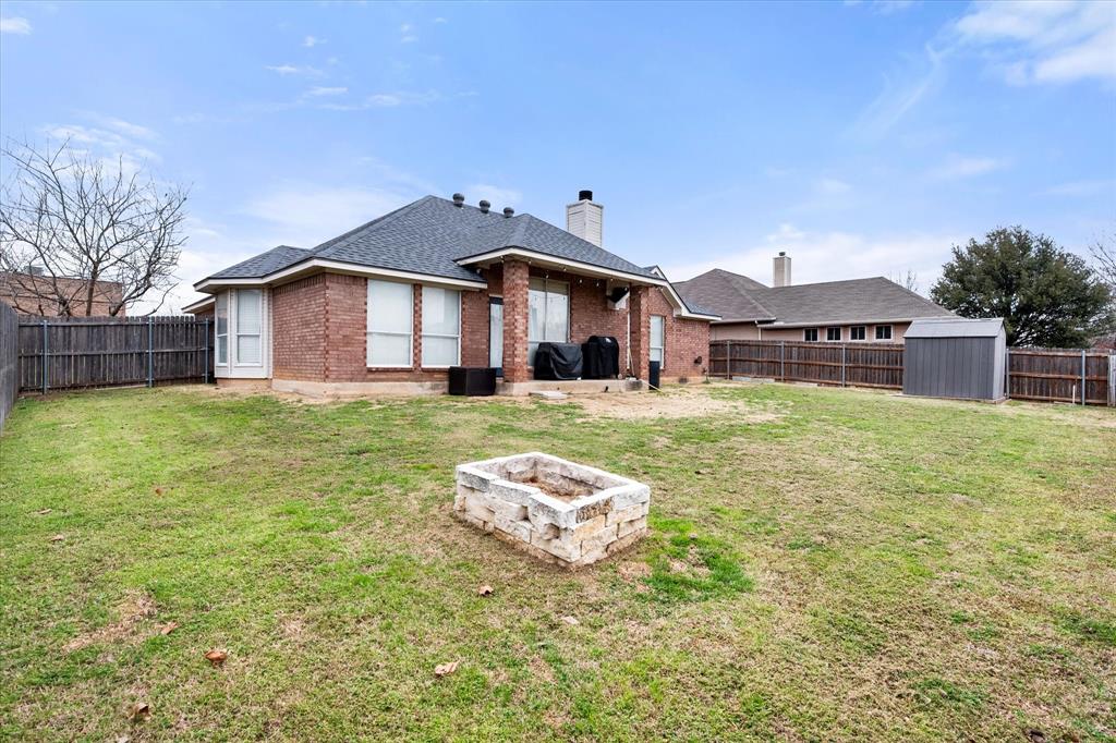 1014 Baltic Avenue Midlothian, TX 76065 - Photo 34 of 36