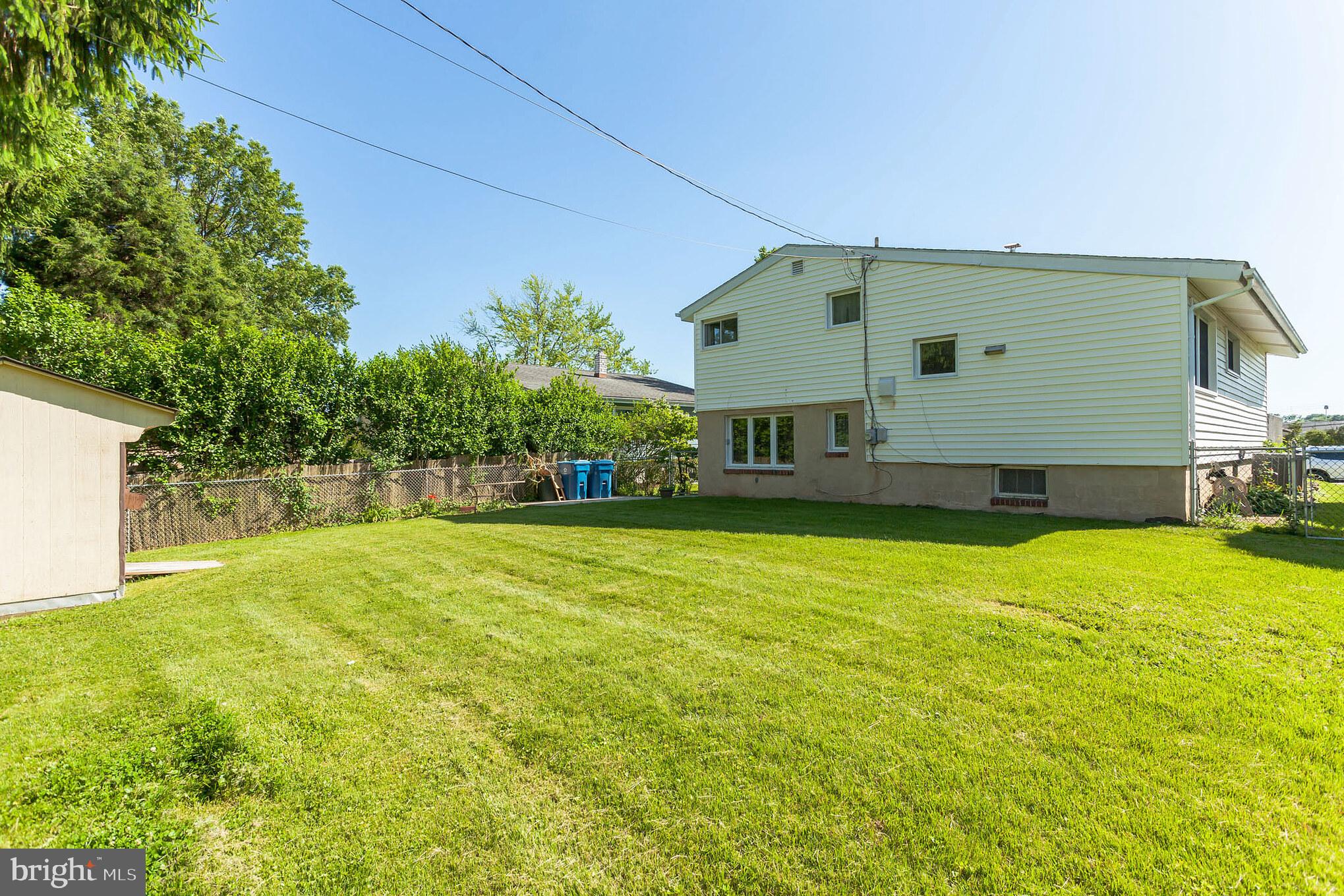 380 Springhouse Road King of Prussia, PA 19406 - Photo 22 of 23 Rear yard