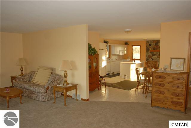 2691 West Baseline Road Mount Pleasant, MI 48858 - Photo 6 of 9 1771242-5.JPG