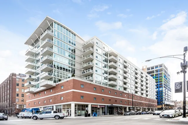 $4,150 | 909 West Washington Boulevard, Unit 708, Chicago, IL 60607