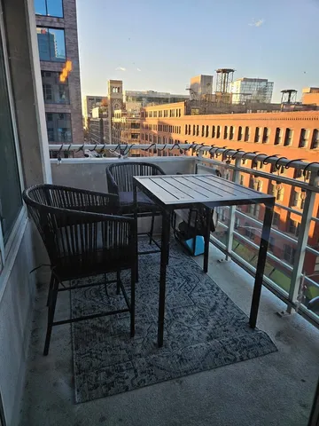 $4,150 | 909 West Washington Boulevard, Unit 708, Chicago, IL 60607