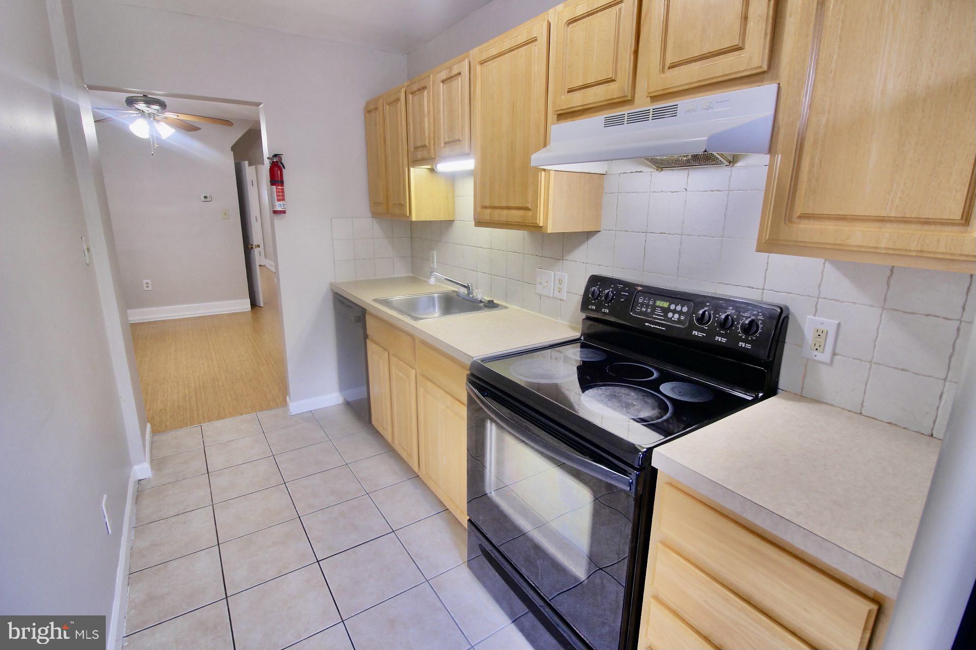 1146 Birch Street Reading, PA 19604 - Photo 11 of 26 Gallery Image 11