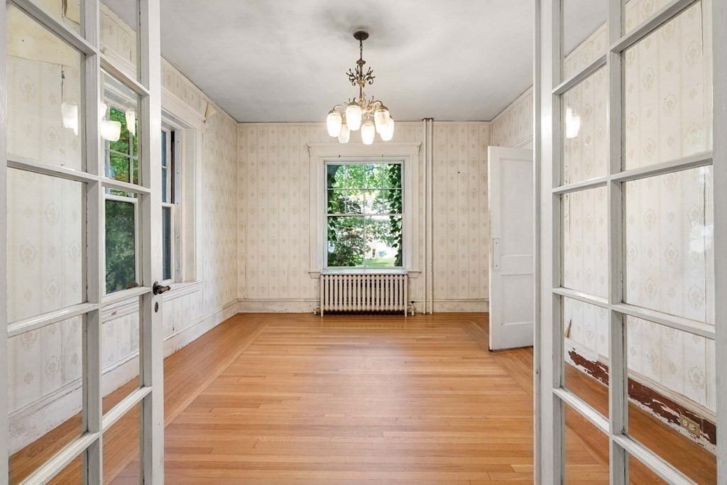 18 Norman Road Newton, MA 02461 - Photo 6 of 33 Gallery Image 6