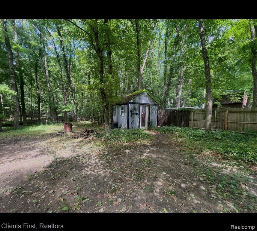 5844 Crandall Road Howell, MI 48855 - Photo 44 of 52